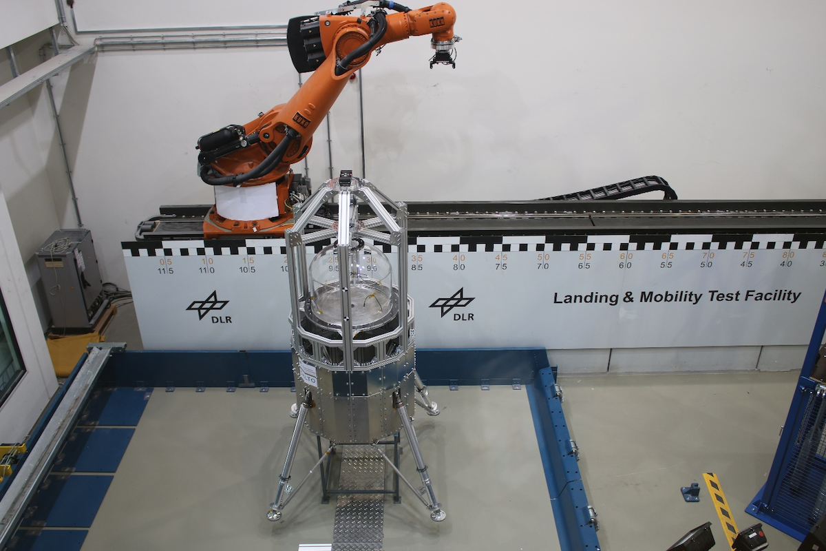 Landing and Mobility Test Facility (LAMA)